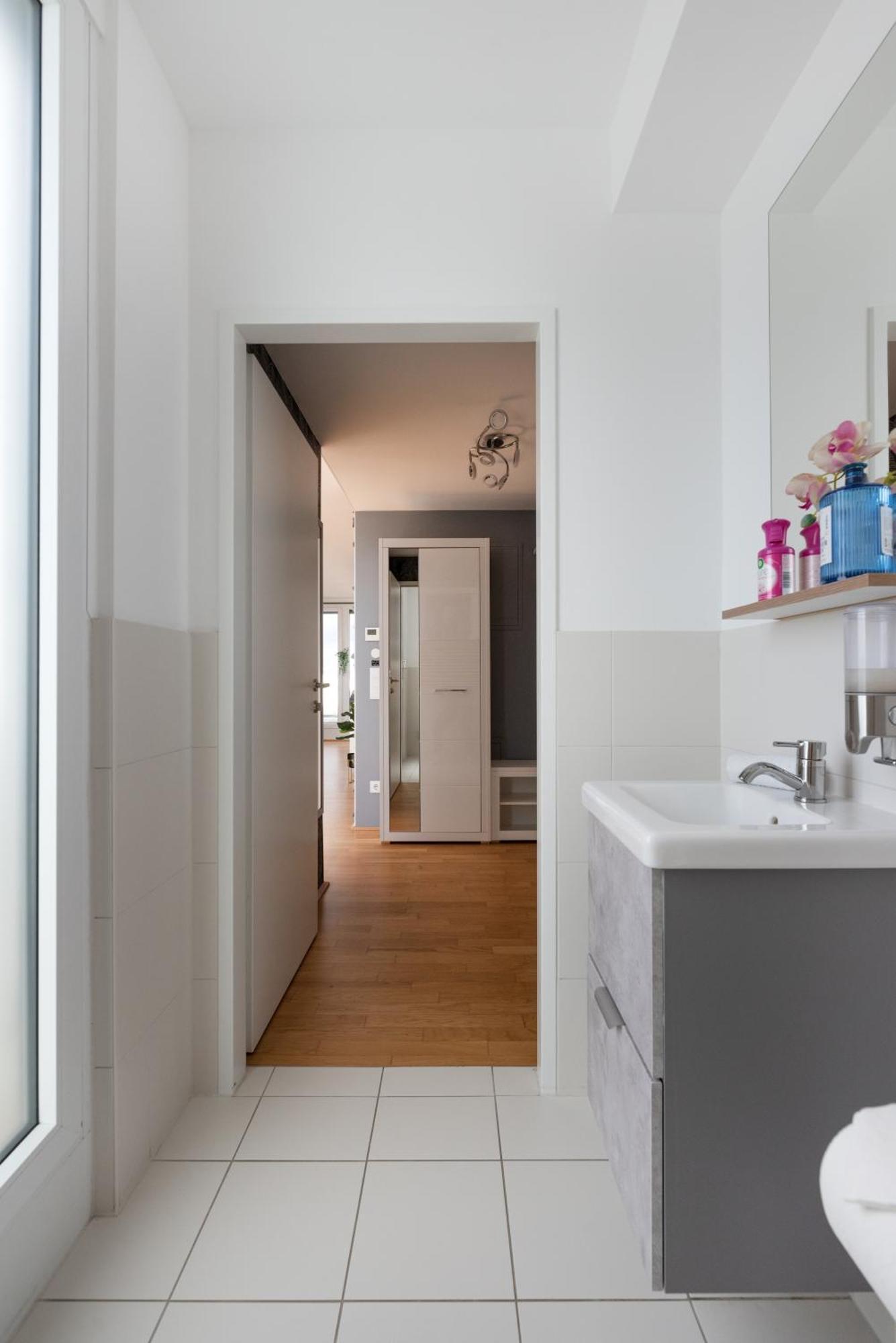 Appartement Mit Traumhafter Dachterrasse & Weitblick *